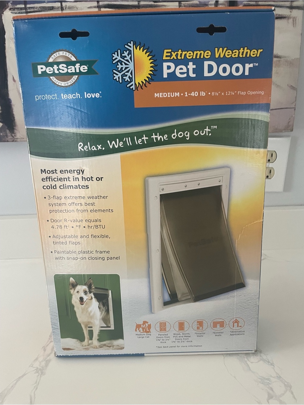 PetSafe Medium Extreme Weather Pet Door